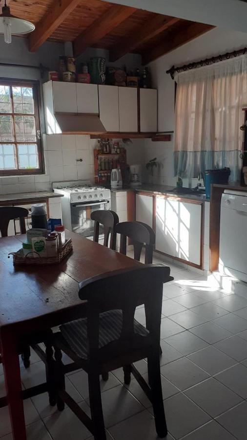 Casa Confortable - Parque Central - Estacionamiento, Patio, 3 Banos, 5 Habitaciones - La Cieneguita Екстериор снимка