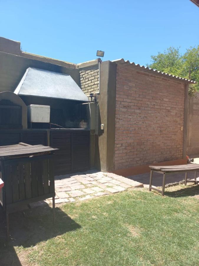 Casa Confortable - Parque Central - Estacionamiento, Patio, 3 Banos, 5 Habitaciones - La Cieneguita Екстериор снимка