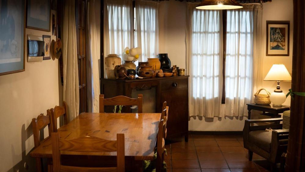 Casa Confortable - Parque Central - Estacionamiento, Patio, 3 Banos, 5 Habitaciones - La Cieneguita Екстериор снимка